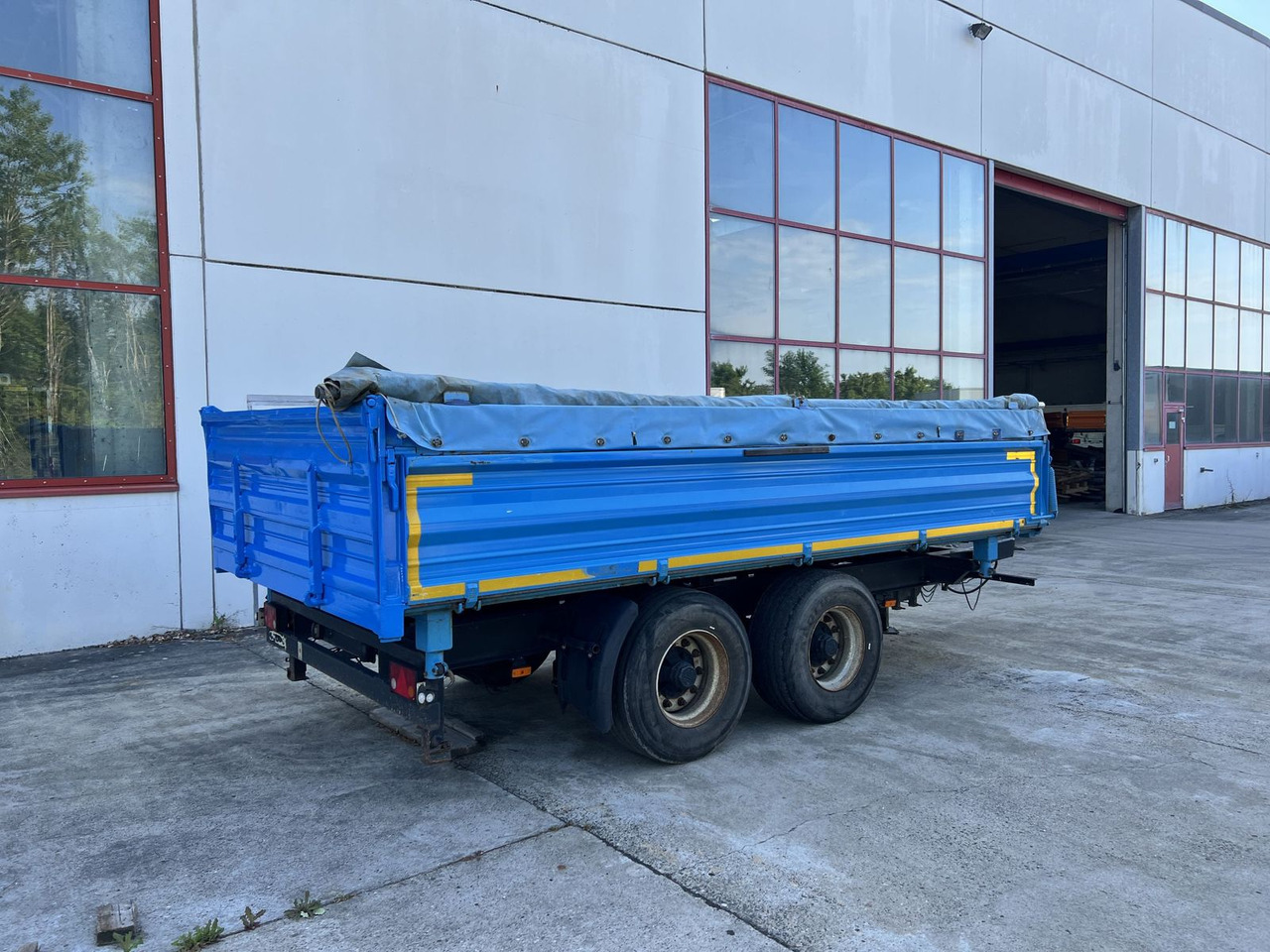 Blomenröhr 14 t Tandemkipper- Tieflader, Breitbereifung - Remorcă basculantă: Foto 3 Blomenröhr 14 t Tandemkipper- Tieflader, Breitbereifung - Remorcă basculantă: Foto 3