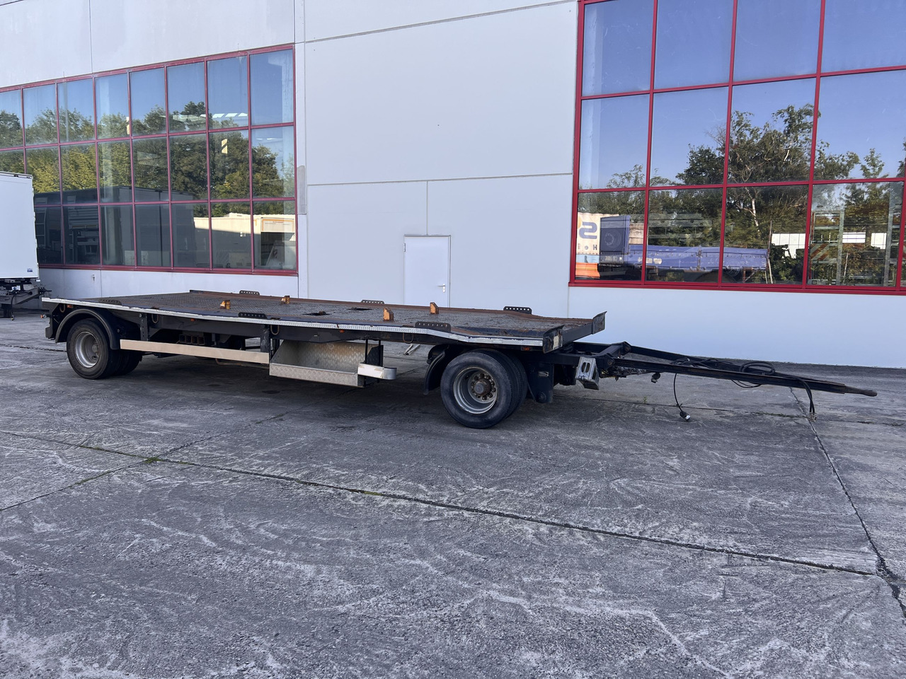 Dinkel DAC 18000 2 Achs Kombi- Anhänger für Abroll- oder Absetzmulden oder Tieflader - Remorcă transport containere/ Swap body: Foto 1 Dinkel DAC 18000 2 Achs Kombi- Anhänger für Abroll- oder Absetzmulden oder Tieflader - Remorcă transport containere/ Swap body: Foto 1