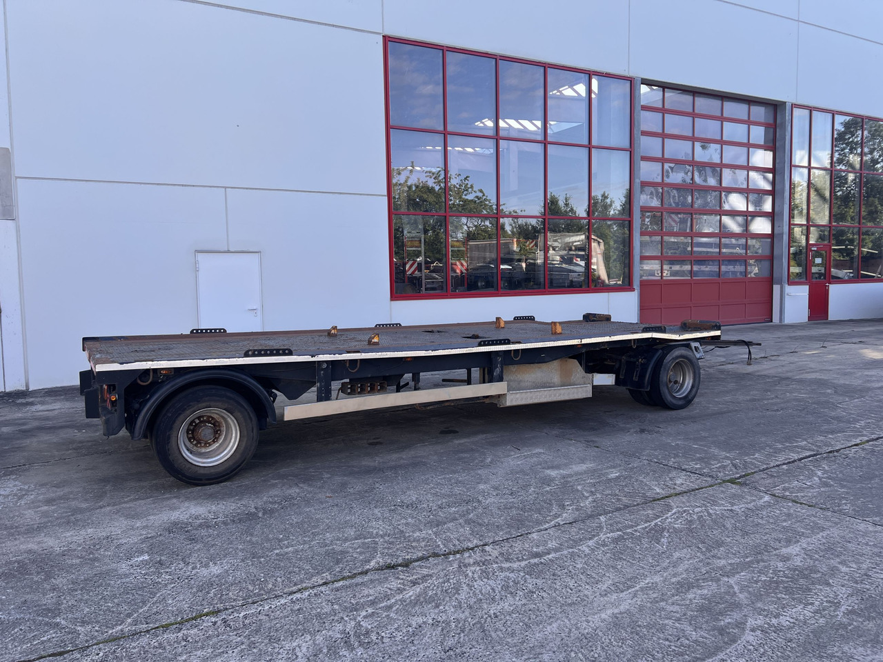Dinkel DAC 18000 2 Achs Kombi- Anhänger für Abroll- oder Absetzmulden oder Tieflader - Remorcă transport containere/ Swap body: Foto 4 Dinkel DAC 18000 2 Achs Kombi- Anhänger für Abroll- oder Absetzmulden oder Tieflader - Remorcă transport containere/ Swap body: Foto 4