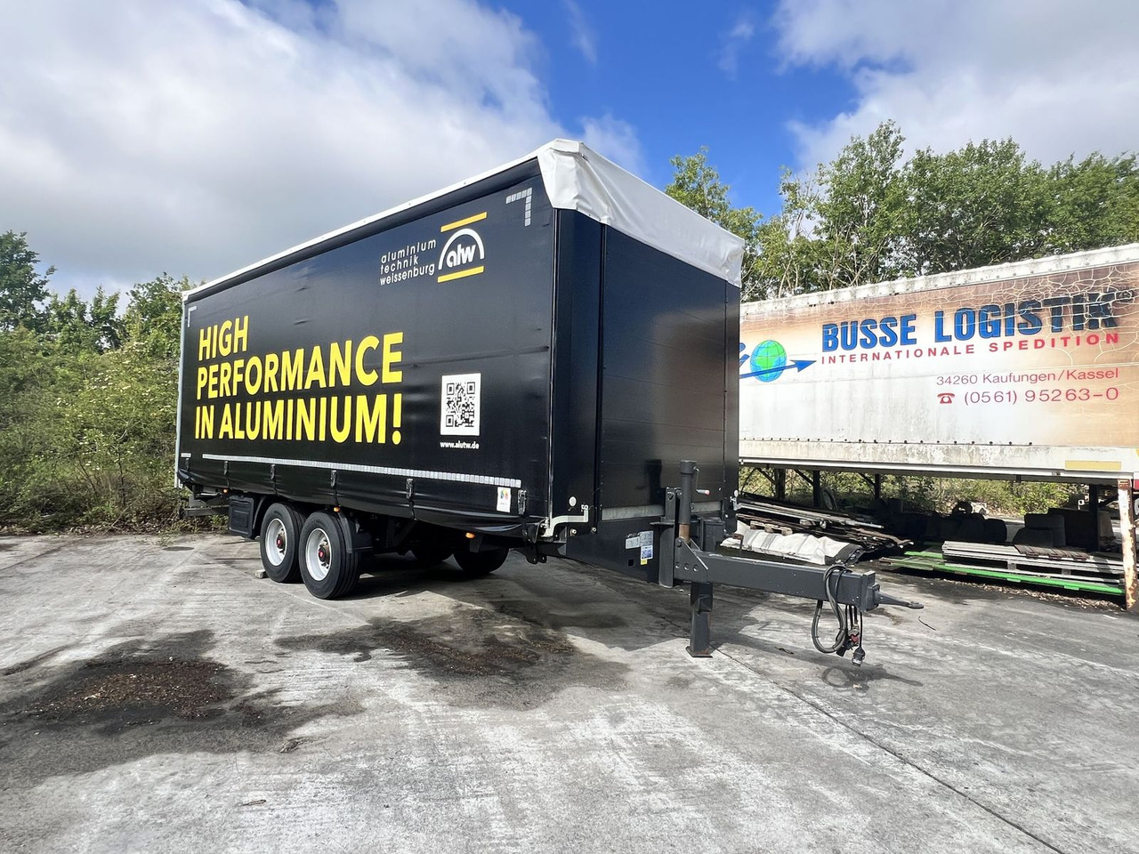 Fliegl 13,5 t Tandemplanenanhänger, neuwertig - Remorcă cu prelată: Foto 3 Fliegl 13,5 t Tandemplanenanhänger, neuwertig - Remorcă cu prelată: Foto 3