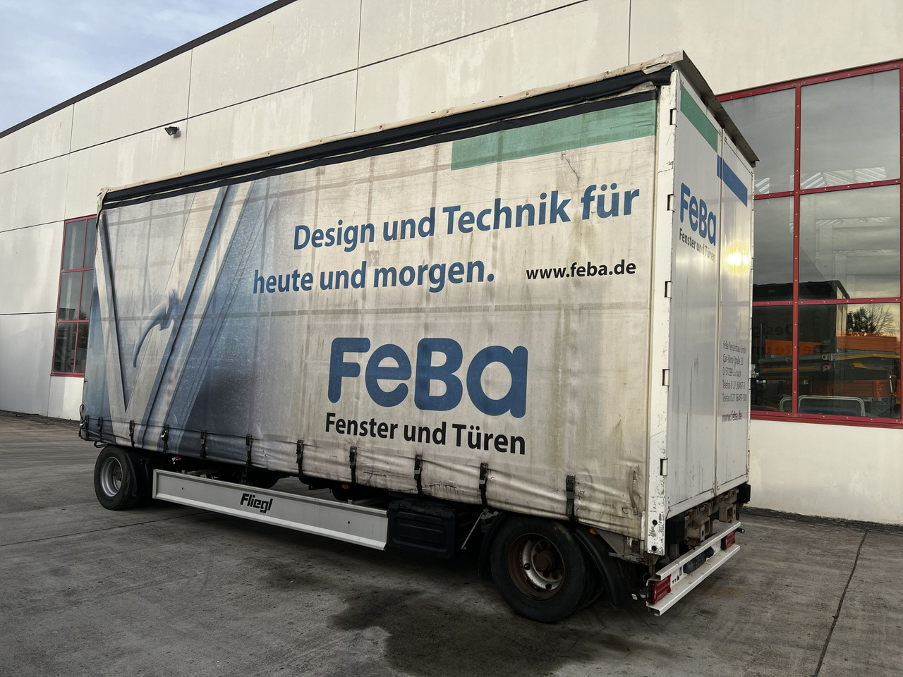 Fliegl ZPS180 2 Achs Jumbo- Planenanhänger - Remorcă cu prelată: Foto 3 Fliegl ZPS180 2 Achs Jumbo- Planenanhänger - Remorcă cu prelată: Foto 3