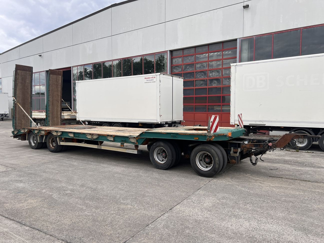 Humbaur HTD 409525-4A  4 Achs Tiefladeranhänger - Remorcă transport agabaritic: Foto 2 Humbaur HTD 409525-4A  4 Achs Tiefladeranhänger - Remorcă transport agabaritic: Foto 2