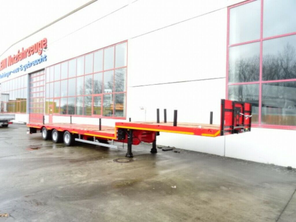 Möslein 3 Achs Satteltieflader Plato - Semiremorcă transport agabaritic: Foto 1 Möslein 3 Achs Satteltieflader Plato - Semiremorcă transport agabaritic: Foto 1