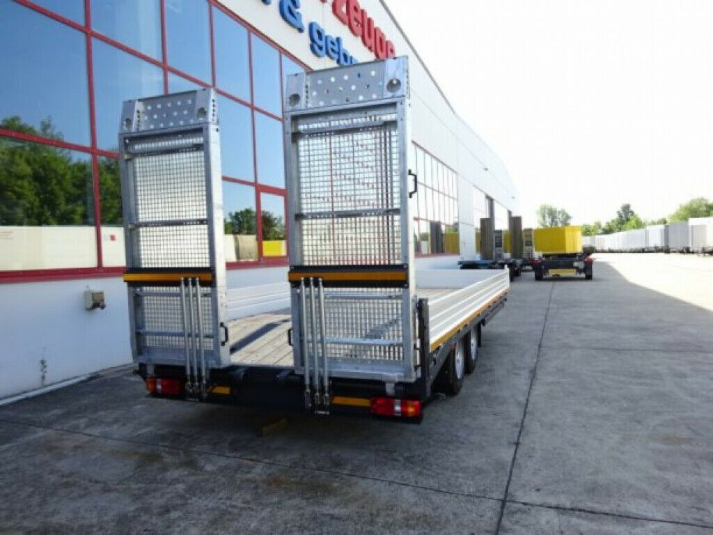 Möslein Neuer 13 t GG Tandemtieflader mit Breiten Rampe - Remorcă transport agabaritic: Foto 5 Möslein Neuer 13 t GG Tandemtieflader mit Breiten Rampe - Remorcă transport agabaritic: Foto 5