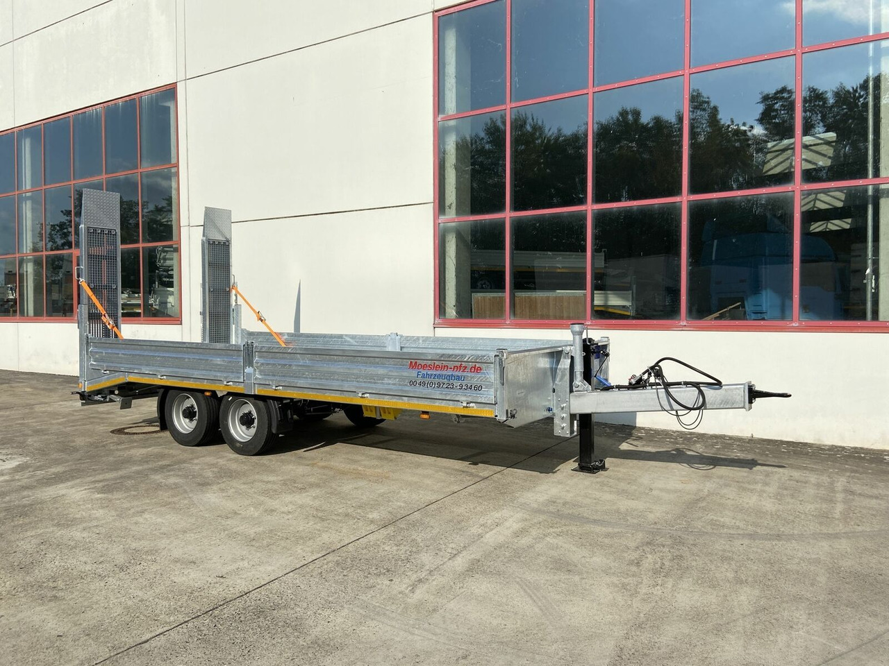 Möslein Neuer 13 t Tandemtieflader, Stahl- Boden - Remorcă transport agabaritic: Foto 2 Möslein Neuer 13 t Tandemtieflader, Stahl- Boden - Remorcă transport agabaritic: Foto 2