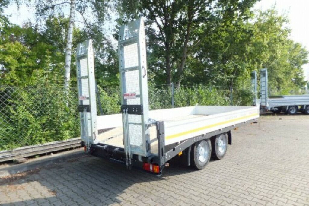 Möslein Neuer Tandemtieflader 13 t GG - Remorcă transport agabaritic: Foto 4 Möslein Neuer Tandemtieflader 13 t GG - Remorcă transport agabaritic: Foto 4