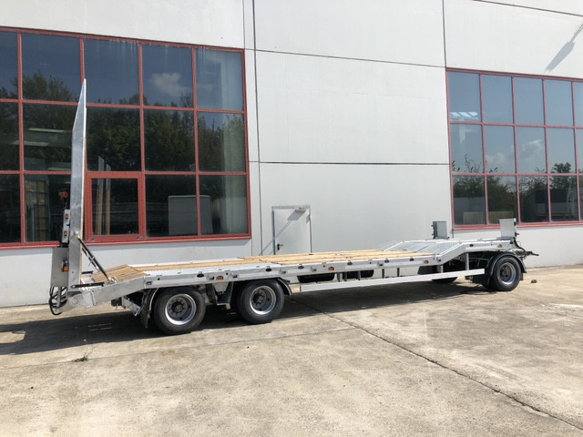 Möslein T 3-6,60 VB 1 3 Achs Tieflader- Anhänger, Luftgefedert, Verbreiterung - Remorcă transport agabaritic: Foto 4 Möslein T 3-6,60 VB 1 3 Achs Tieflader- Anhänger, Luftgefedert, Verbreiterung - Remorcă transport agabaritic: Foto 4