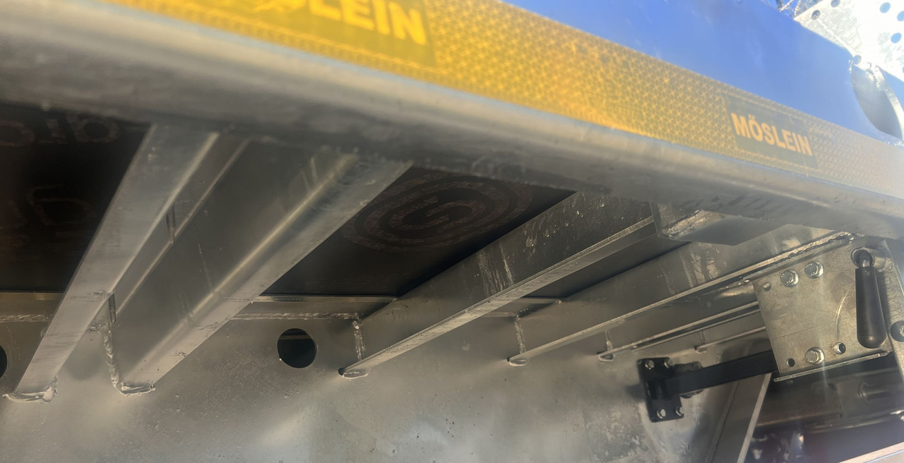 Möslein T 3 Plato 9 m 3 Achs Jumbo- Plato- Anhänger 9 m, Mega - Remorcă platformă: Foto 5 Möslein T 3 Plato 9 m 3 Achs Jumbo- Plato- Anhänger 9 m, Mega - Remorcă platformă: Foto 5