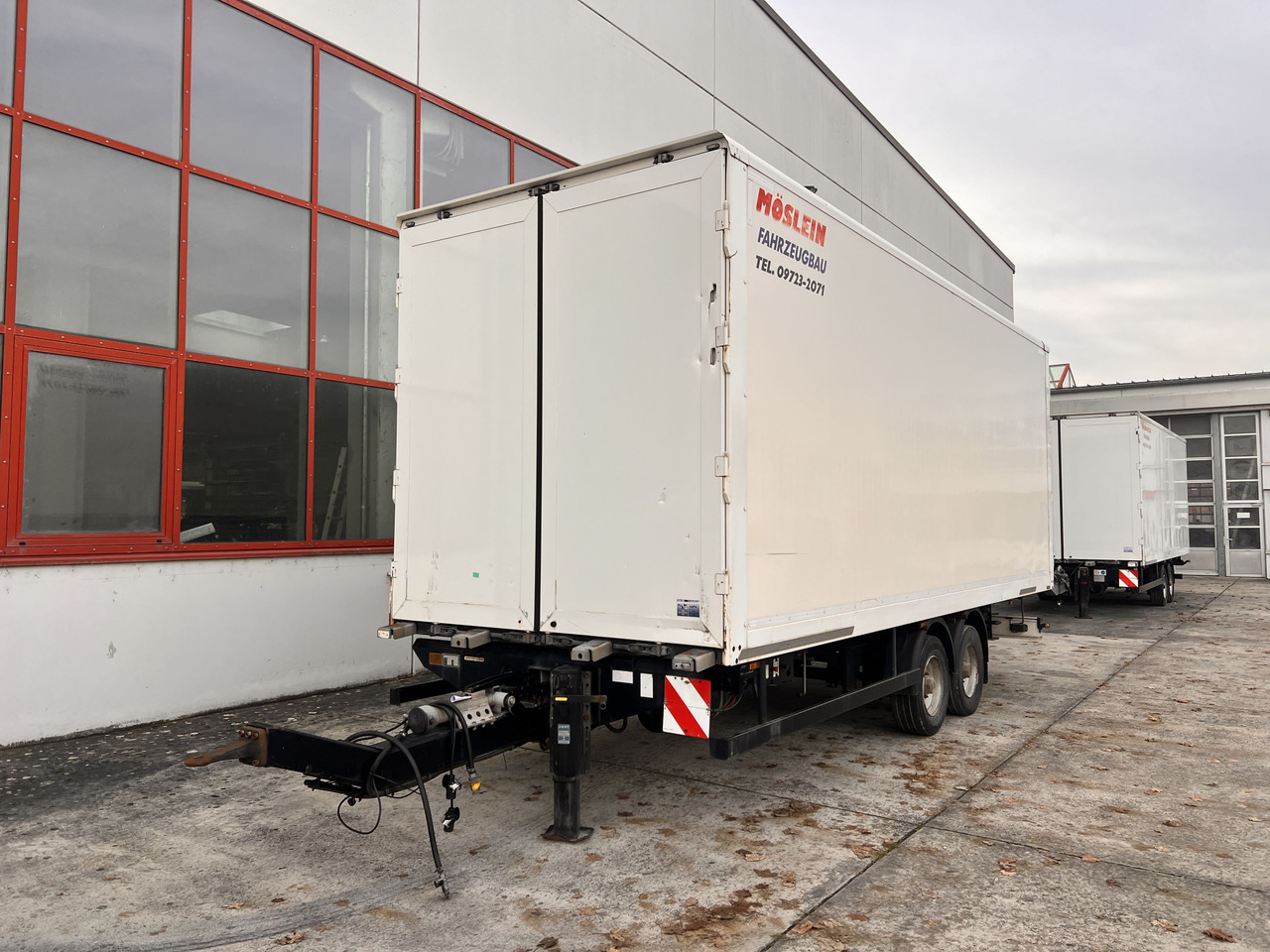 Möslein TKO 105 D Schwebheim Tandem- Koffer- Anhänger, Durchladbar - Remorcă furgon: Foto 3 Möslein TKO 105 D Schwebheim Tandem- Koffer- Anhänger, Durchladbar - Remorcă furgon: Foto 3