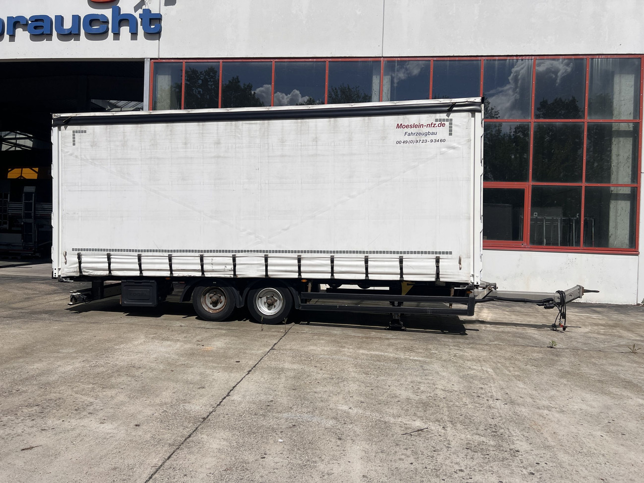Möslein TPW 105 D Schwebheim Tandemplanenanhänger durchladbar - Remorcă cu prelată: Foto 4 Möslein TPW 105 D Schwebheim Tandemplanenanhänger durchladbar - Remorcă cu prelată: Foto 4