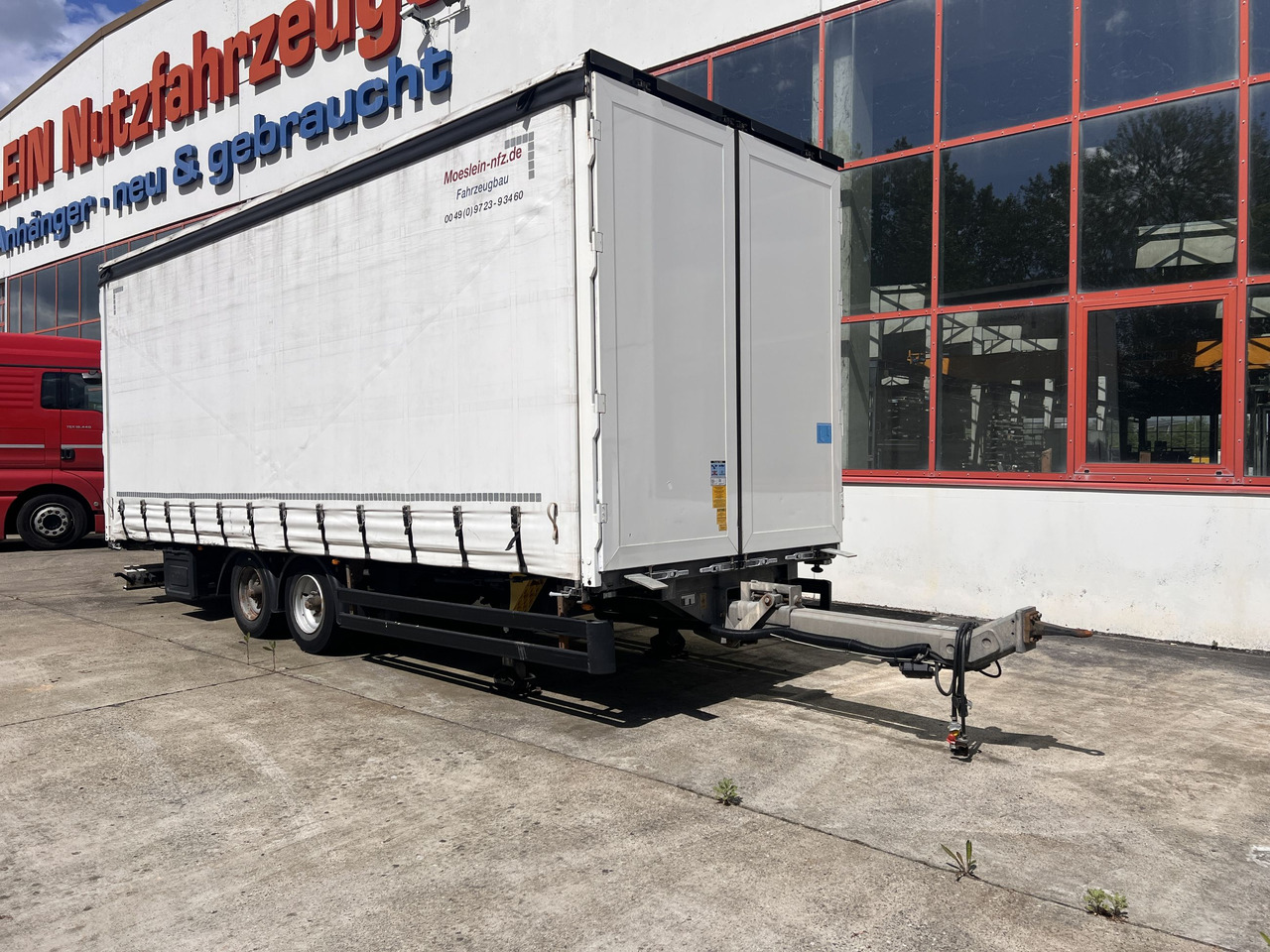 Möslein TPW 105 D Schwebheim Tandemplanenanhänger durchladbar - Remorcă cu prelată: Foto 2 Möslein TPW 105 D Schwebheim Tandemplanenanhänger durchladbar - Remorcă cu prelată: Foto 2