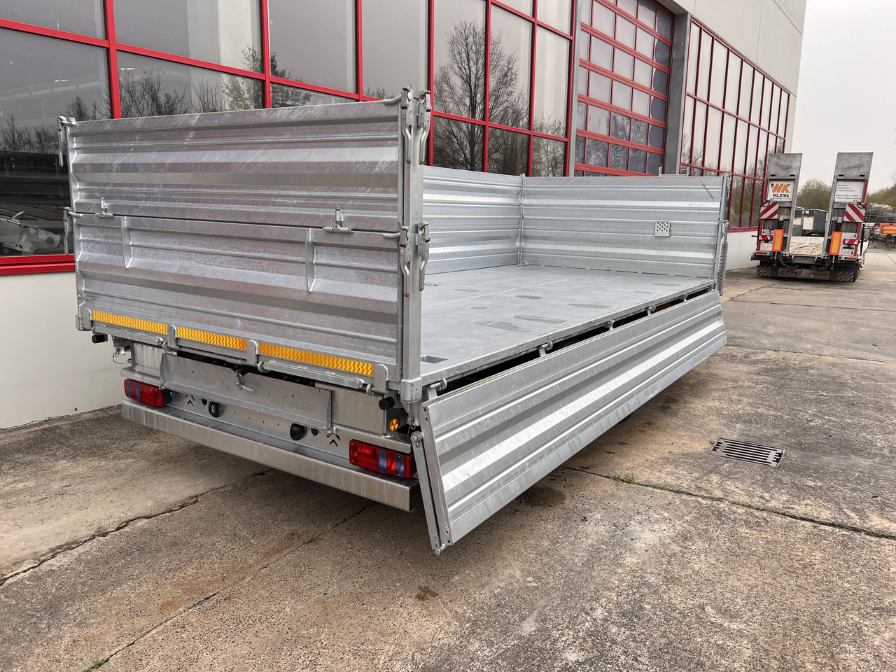 Möslein TTD 19 AB 19 t Tandem 3 Seiten Kipper TiefladerAufsatzbordwänden-- Neufahrzeug -- - Remorcă basculantă: Foto 5 Möslein TTD 19 AB 19 t Tandem 3 Seiten Kipper TiefladerAufsatzbordwänden-- Neufahrzeug -- - Remorcă basculantă: Foto 5