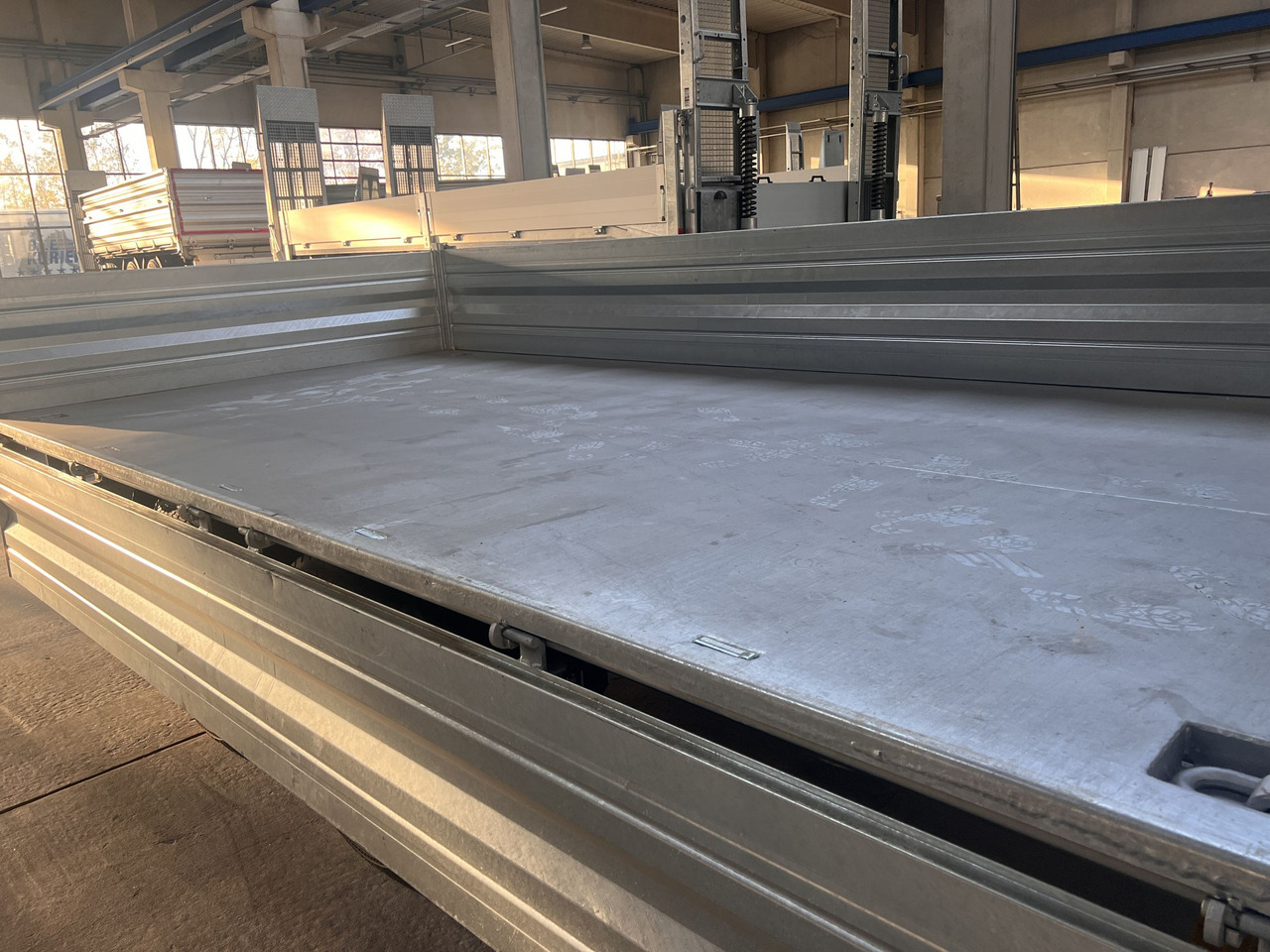 Möslein TTD 19 B neuer 19 t Tandemkipper- Tieflader - Remorcă basculantă: Foto 4 Möslein TTD 19 B neuer 19 t Tandemkipper- Tieflader - Remorcă basculantă: Foto 4