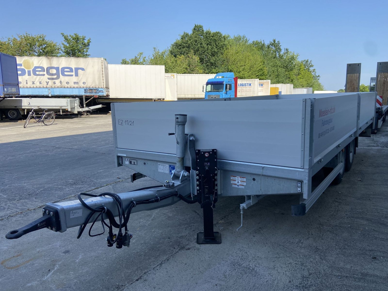 Möslein Tandem- Pritschenanhänger, neuwertig - Remorcă platformă: Foto 5 Möslein Tandem- Pritschenanhänger, neuwertig - Remorcă platformă: Foto 5