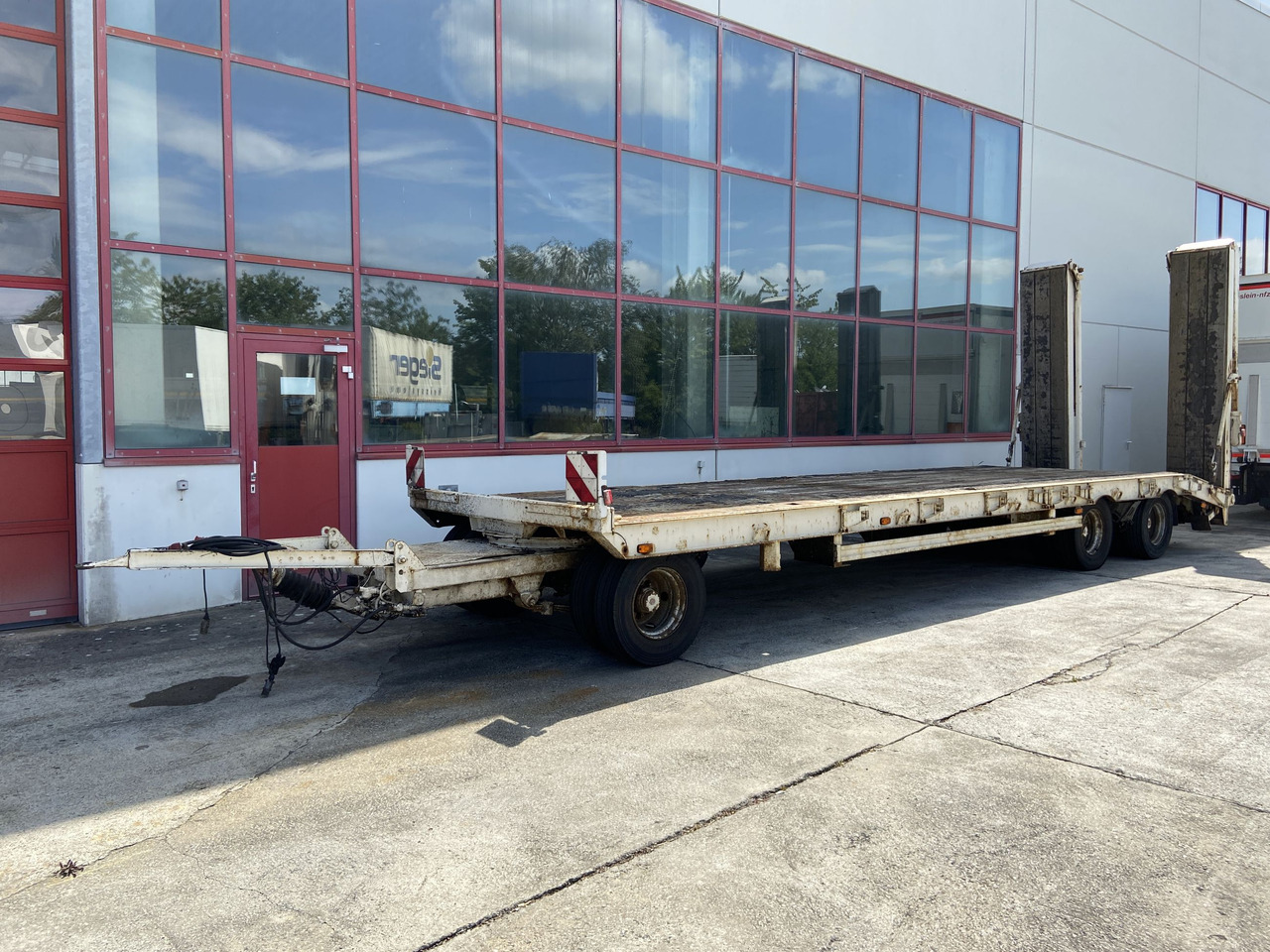 Müller Mitteltal PT 30 3 Achs Tieflader 9,20 m Ladefläche - Remorcă transport agabaritic: Foto 4 Müller Mitteltal PT 30 3 Achs Tieflader 9,20 m Ladefläche - Remorcă transport agabaritic: Foto 4