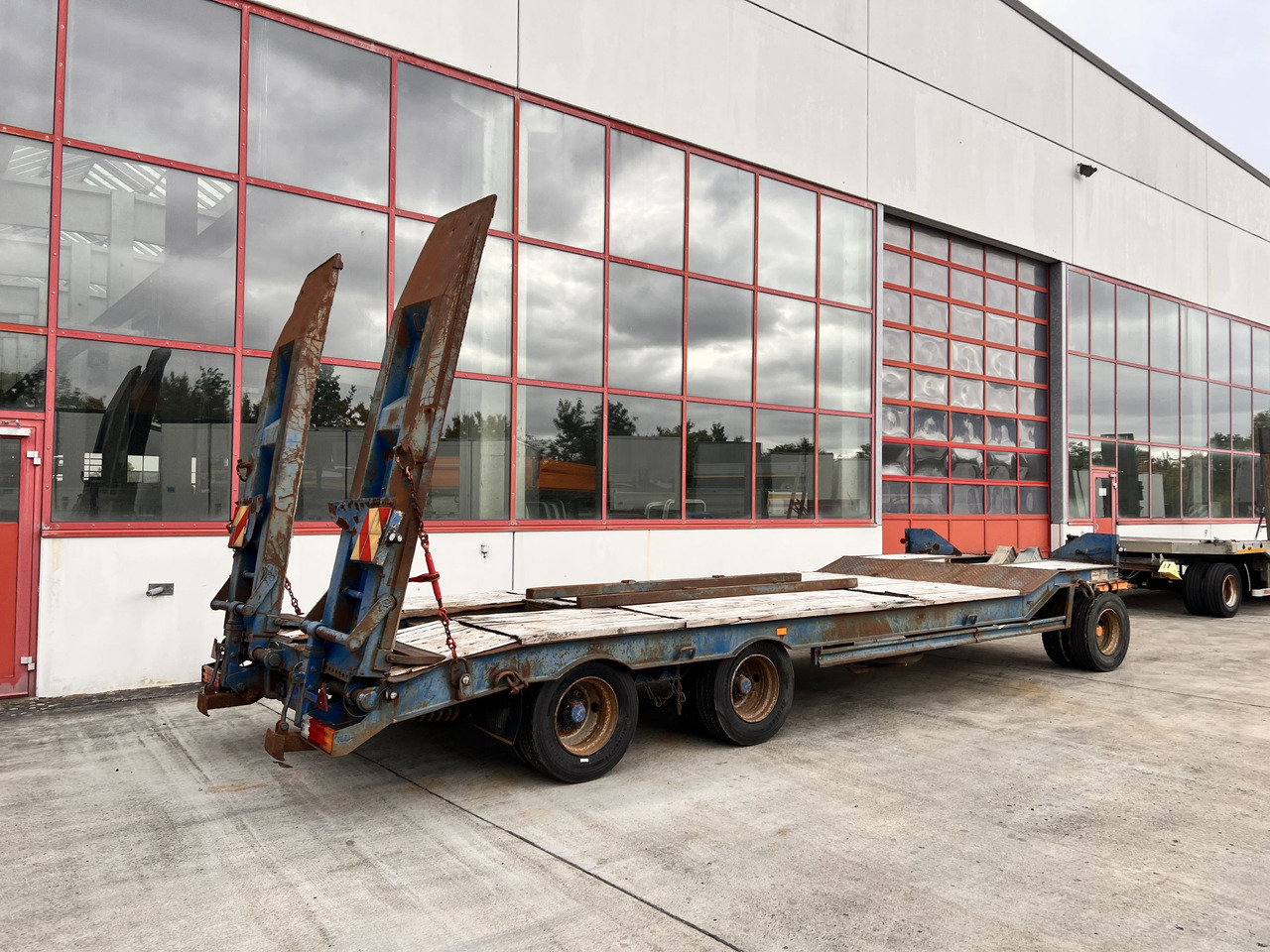 Müller Mitteltal T3 3 Achs Tieflader mit ABS - Remorcă transport agabaritic: Foto 3 Müller Mitteltal T3 3 Achs Tieflader mit ABS - Remorcă transport agabaritic: Foto 3