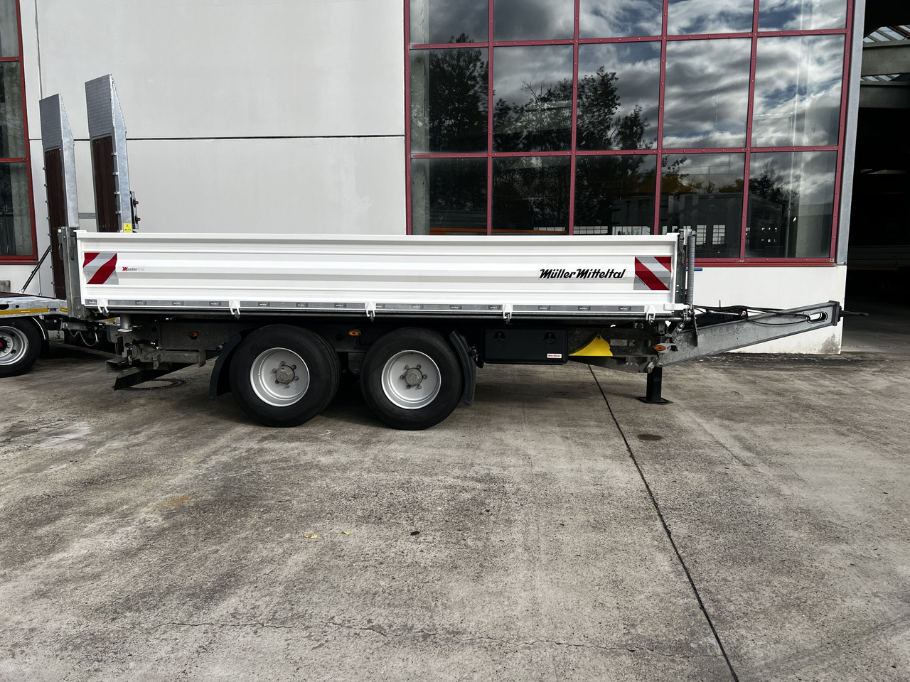 Müller Mitteltal TA-2 14,4 t Tandemkipper- Tieflader Breitbereifung NEUWERTIG - Remorcă basculantă: Foto 2 Müller Mitteltal TA-2 14,4 t Tandemkipper- Tieflader Breitbereifung NEUWERTIG - Remorcă basculantă: Foto 2