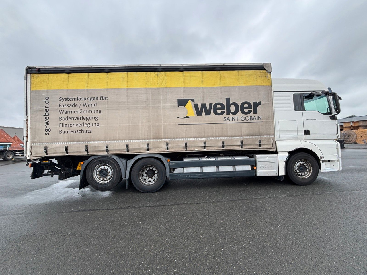 MAN TGX 26.480 mit Ladebordwand - Camion cu prelată: Foto 2 MAN TGX 26.480 mit Ladebordwand - Camion cu prelată: Foto 2