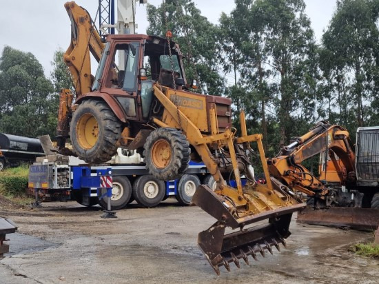 CASE 580K (PIEZAS / DESGUACE) - Buldoexcavator: Foto 4 CASE 580K (PIEZAS / DESGUACE) - Buldoexcavator: Foto 4