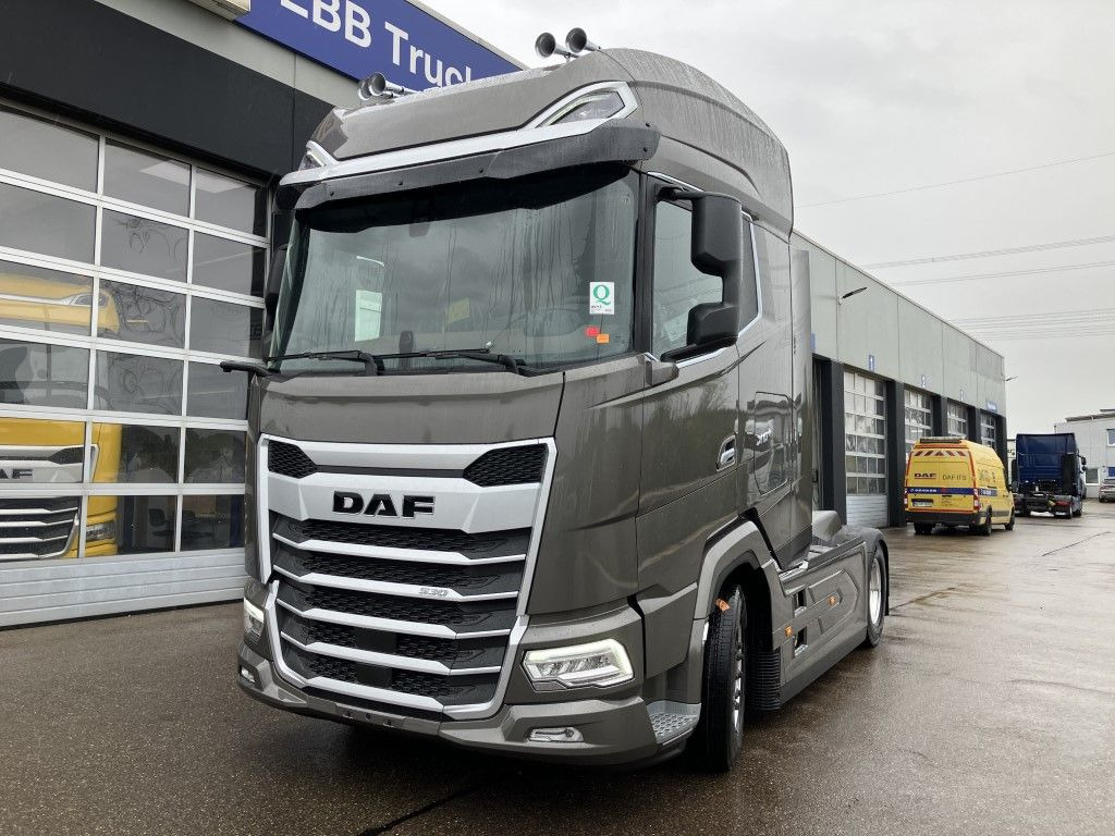 DAF XG 530 FT - Cap tractor: Foto 1 DAF XG 530 FT - Cap tractor: Foto 1