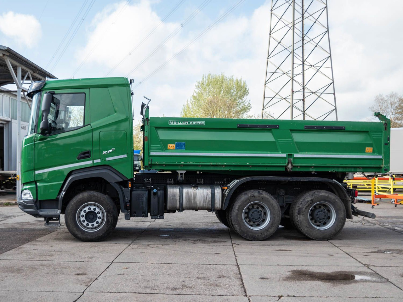 DAF FAT XFC 530 SL Meiller TRIGENIUS D 316 DAF FAT XFC 530 SL Meiller TRIGENIUS D 316 - Camion basculantă: Foto 2 DAF FAT XFC 530 SL Meiller TRIGENIUS D 316 DAF FAT XFC 530 SL Meiller TRIGENIUS D 316 - Camion basculantă: Foto 2