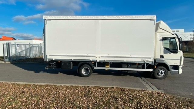 DAF LF 210 8t Pritsche-Plane LBW Tageszulassung DAF FA LF 210 08t Spier Pritsche-Plane - Camion cu prelată: Foto 4 DAF LF 210 8t Pritsche-Plane LBW Tageszulassung DAF FA LF 210 08t Spier Pritsche-Plane - Camion cu prelată: Foto 4
