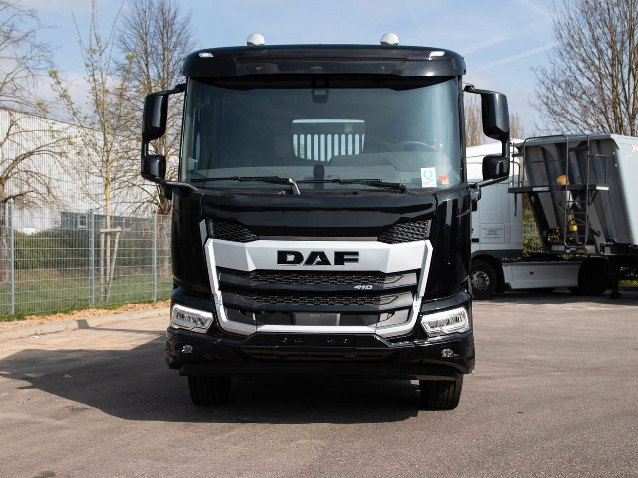 DAF XD 410 FA Absetzkipper DAF XD 410 FA Absetzkipper - Camion container de gunoi: Foto 4 DAF XD 410 FA Absetzkipper DAF XD 410 FA Absetzkipper - Camion container de gunoi: Foto 4