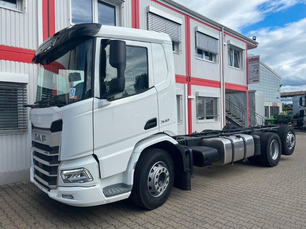 DAF XD 450 FAN Fahrgestell - Camion şasiu: Foto 1 DAF XD 450 FAN Fahrgestell - Camion şasiu: Foto 1