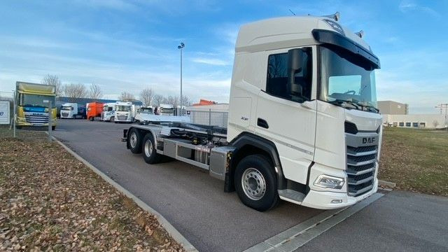 DAF XF 480 FAN Abroller VDL DAF XF 480 FAN Abroller VDL - Camion cu cârlig: Foto 3 DAF XF 480 FAN Abroller VDL DAF XF 480 FAN Abroller VDL - Camion cu cârlig: Foto 3