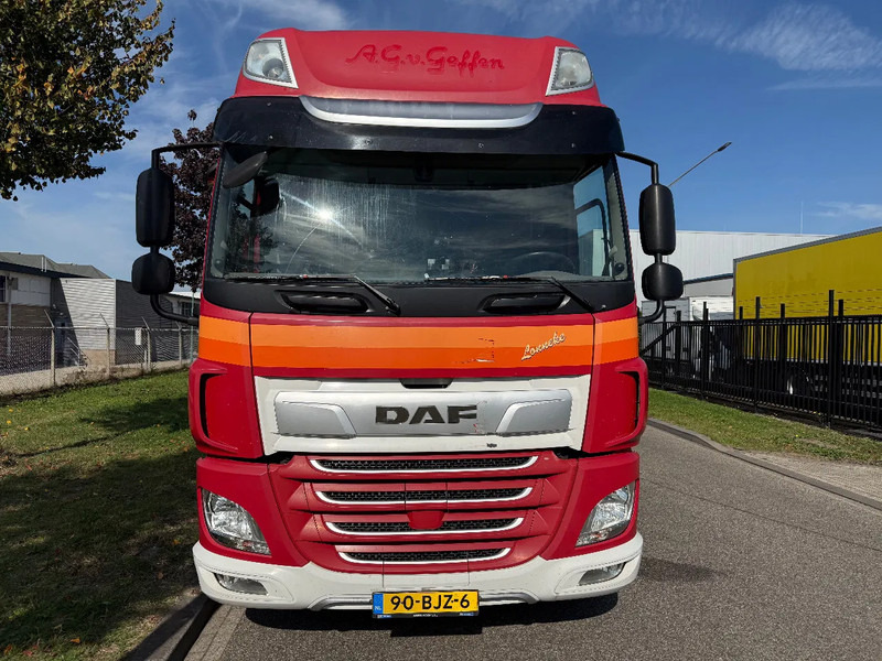 DAF CF 410 2017 only 775.000 km - Cap tractor: Foto 3 DAF CF 410 2017 only 775.000 km - Cap tractor: Foto 3