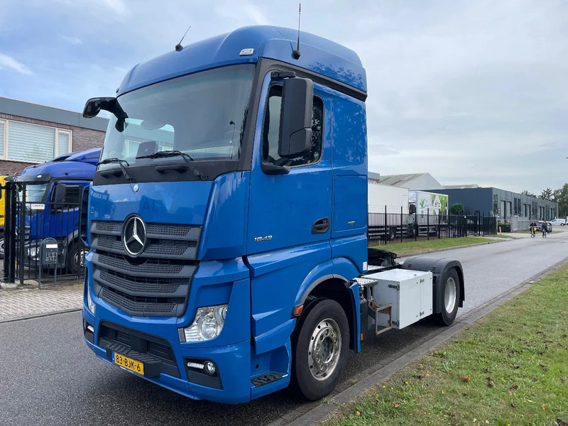 Mercedes-Benz Actros 1943 full adr 2017 only 695.000 km - Cap tractor: Foto 2 Mercedes-Benz Actros 1943 full adr 2017 only 695.000 km - Cap tractor: Foto 2