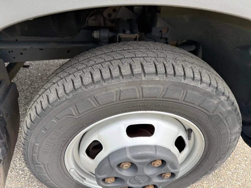 Autoutilitară frigorifica Iveco Daily 50 50C18 frigo 2018: Foto 11