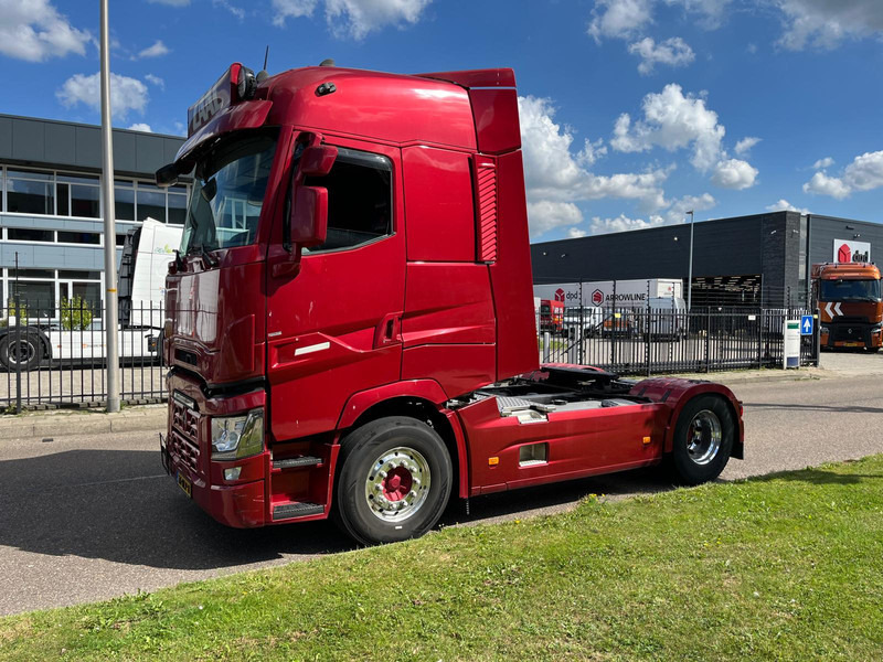 Renault T 13 HIGH 520 T4X2, ADR, EURO 6 - Cap tractor: Foto 3 Renault T 13 HIGH 520 T4X2, ADR, EURO 6 - Cap tractor: Foto 3