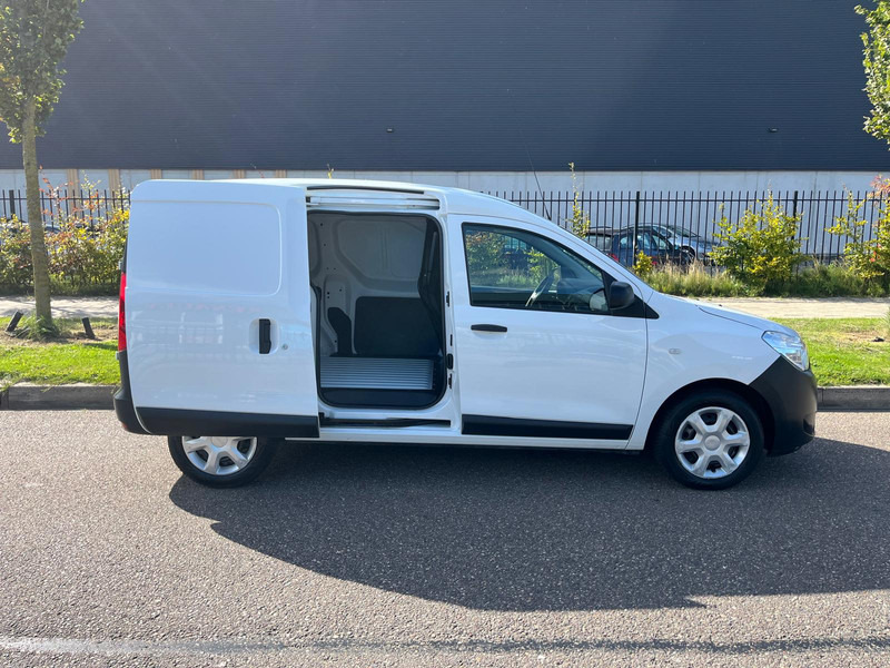 Dacia Dokker 1.5 dci 75 pk Euro 6 - Autoutilitară compactă: Foto 5 Dacia Dokker 1.5 dci 75 pk Euro 6 - Autoutilitară compactă: Foto 5
