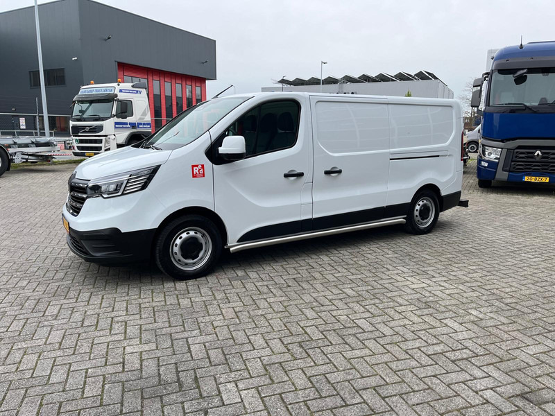 Renault Trafic E-Tech Red L2 H1, Nieuwstaat/New condition, Lees omschrijving/Read description - Autoutilitară compactă, Autoutilitară electrică: Foto 3 Renault Trafic E-Tech Red L2 H1, Nieuwstaat/New condition, Lees omschrijving/Read description - Autoutilitară compactă, Autoutilitară electrică: Foto 3