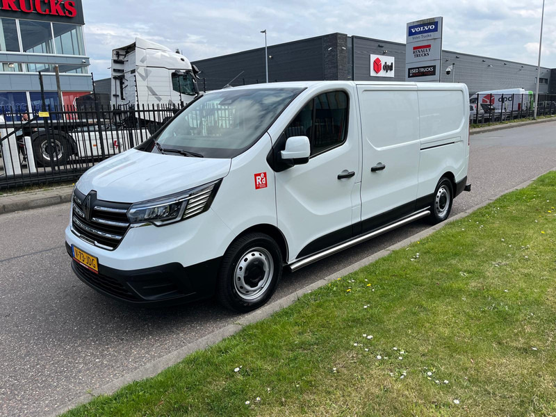 Renault Trafic E-Tech Red L2 H1, Nieuwstaat/New condition, Lees omschrijving/Read description - Autoutilitară compactă, Autoutilitară electrică: Foto 1 Renault Trafic E-Tech Red L2 H1, Nieuwstaat/New condition, Lees omschrijving/Read description - Autoutilitară compactă, Autoutilitară electrică: Foto 1