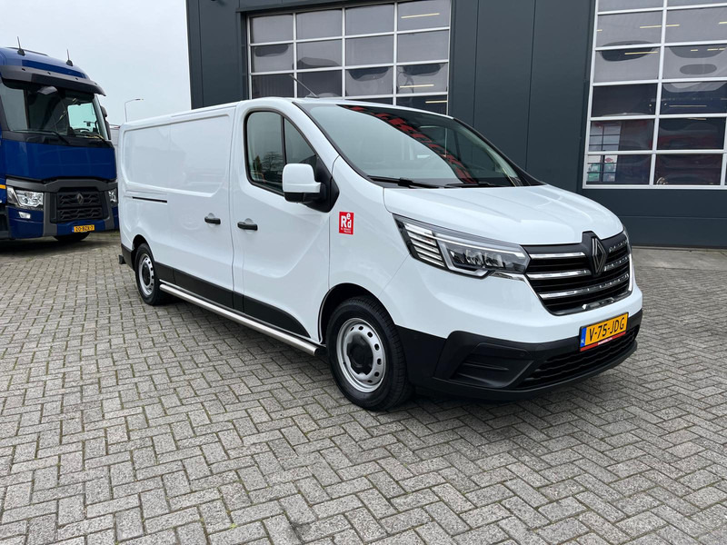 Renault Trafic E-Tech Red L2 H1, Nieuwstaat/New condition, Lees omschrijving/Read description - Autoutilitară compactă, Autoutilitară electrică: Foto 5 Renault Trafic E-Tech Red L2 H1, Nieuwstaat/New condition, Lees omschrijving/Read description - Autoutilitară compactă, Autoutilitară electrică: Foto 5