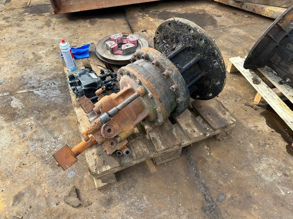 CAT 323 swing motor 515-6105 378-9516 - Hidraulică pentru Utilaje constructii: Foto 4 CAT 323 swing motor 515-6105 378-9516 - Hidraulică pentru Utilaje constructii: Foto 4