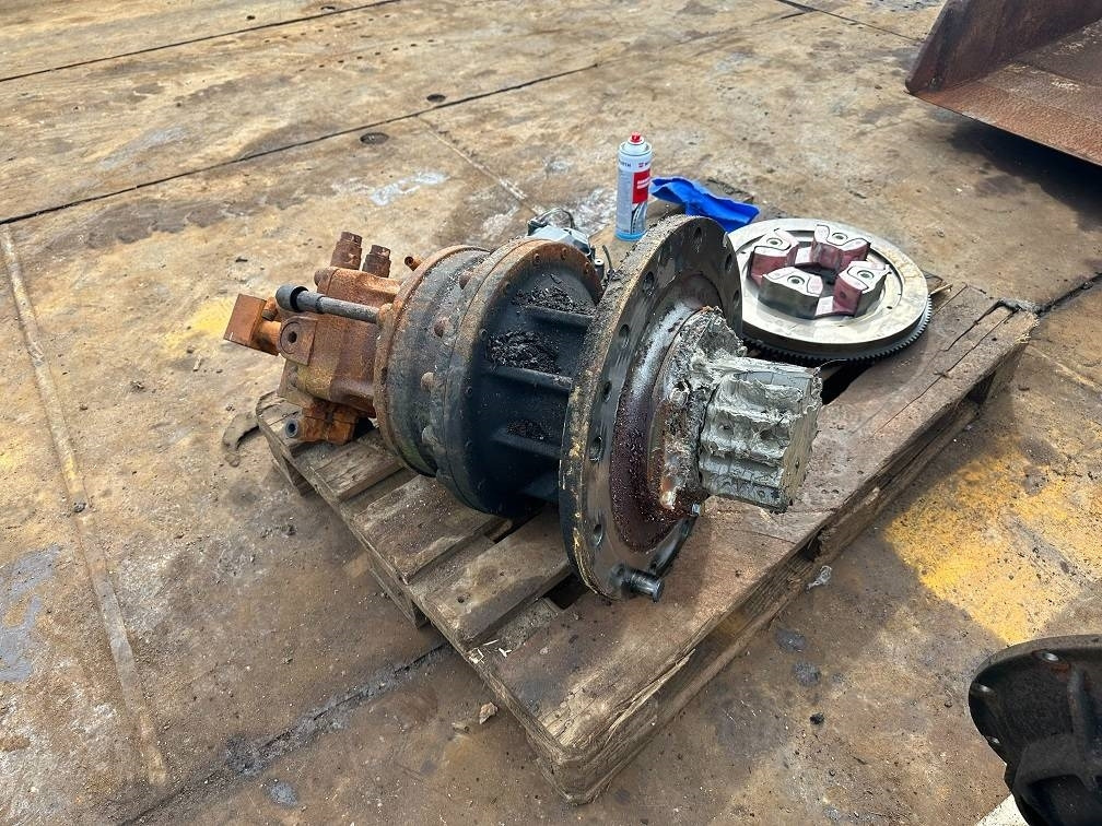 CAT 323 swing motor 515-6105 378-9516 - Hidraulică pentru Utilaje constructii: Foto 1 CAT 323 swing motor 515-6105 378-9516 - Hidraulică pentru Utilaje constructii: Foto 1