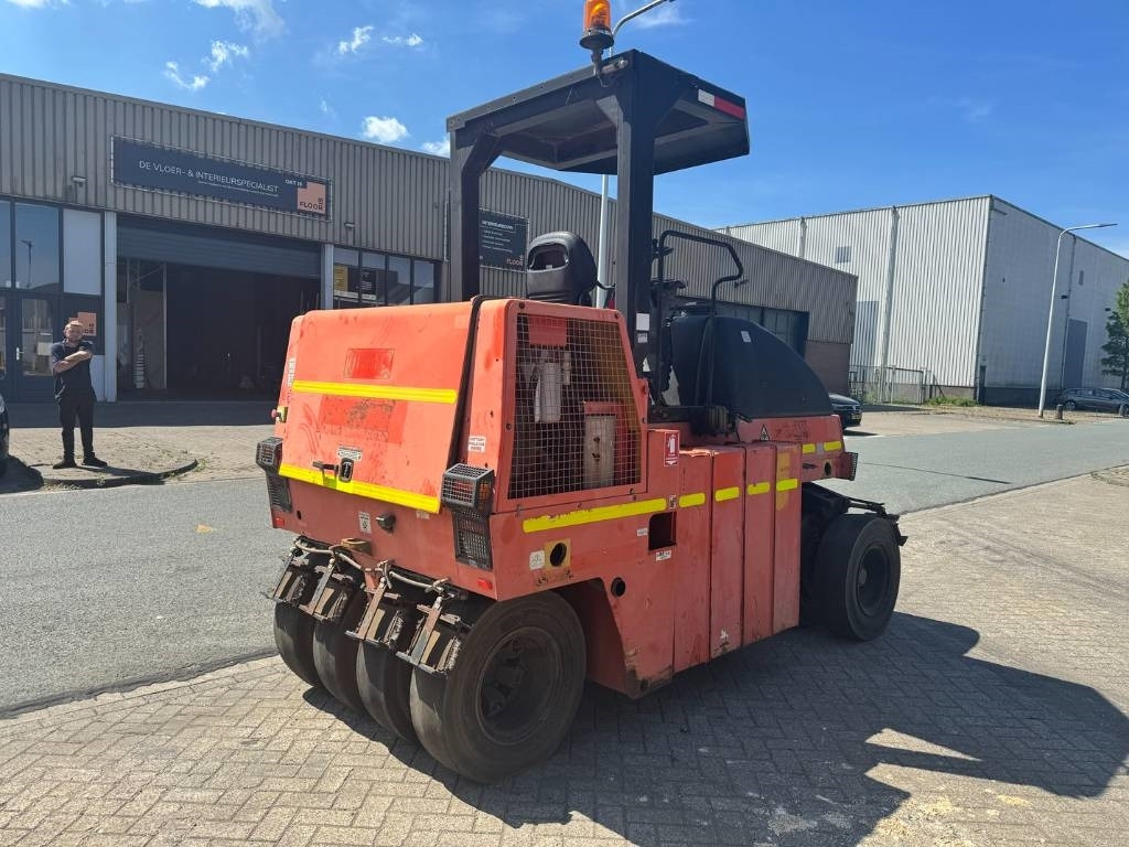 Dynapac CP 142 - Compactor cu pneuri: Foto 5 Dynapac CP 142 - Compactor cu pneuri: Foto 5