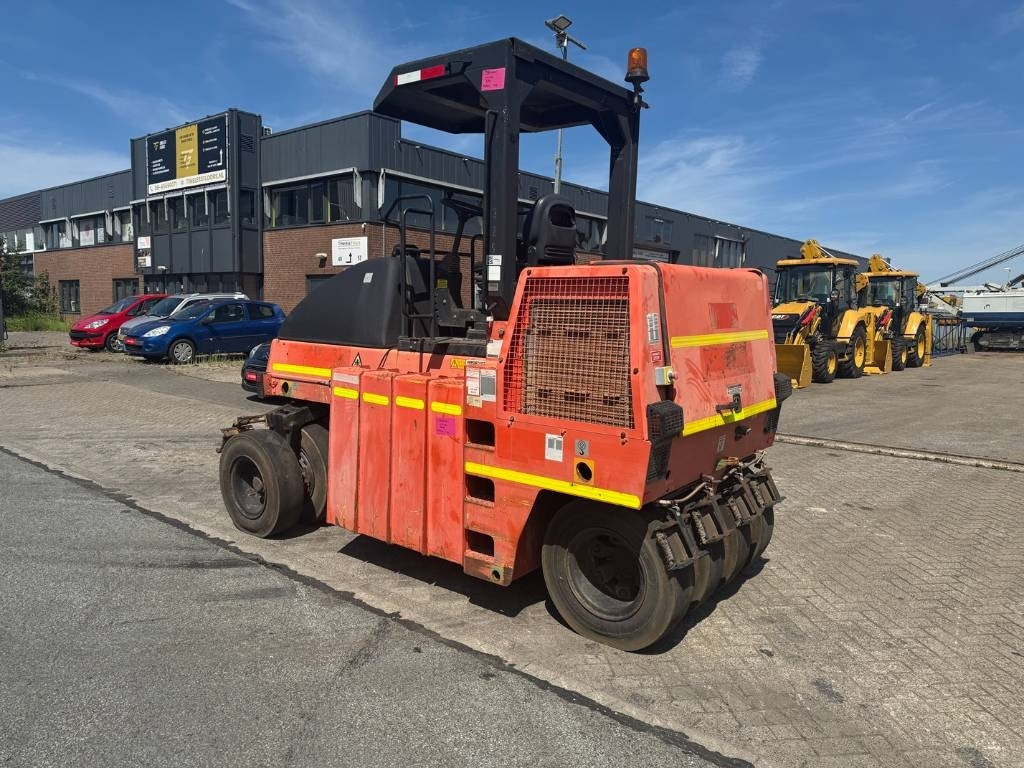 Dynapac CP 142 - Compactor cu pneuri: Foto 3 Dynapac CP 142 - Compactor cu pneuri: Foto 3