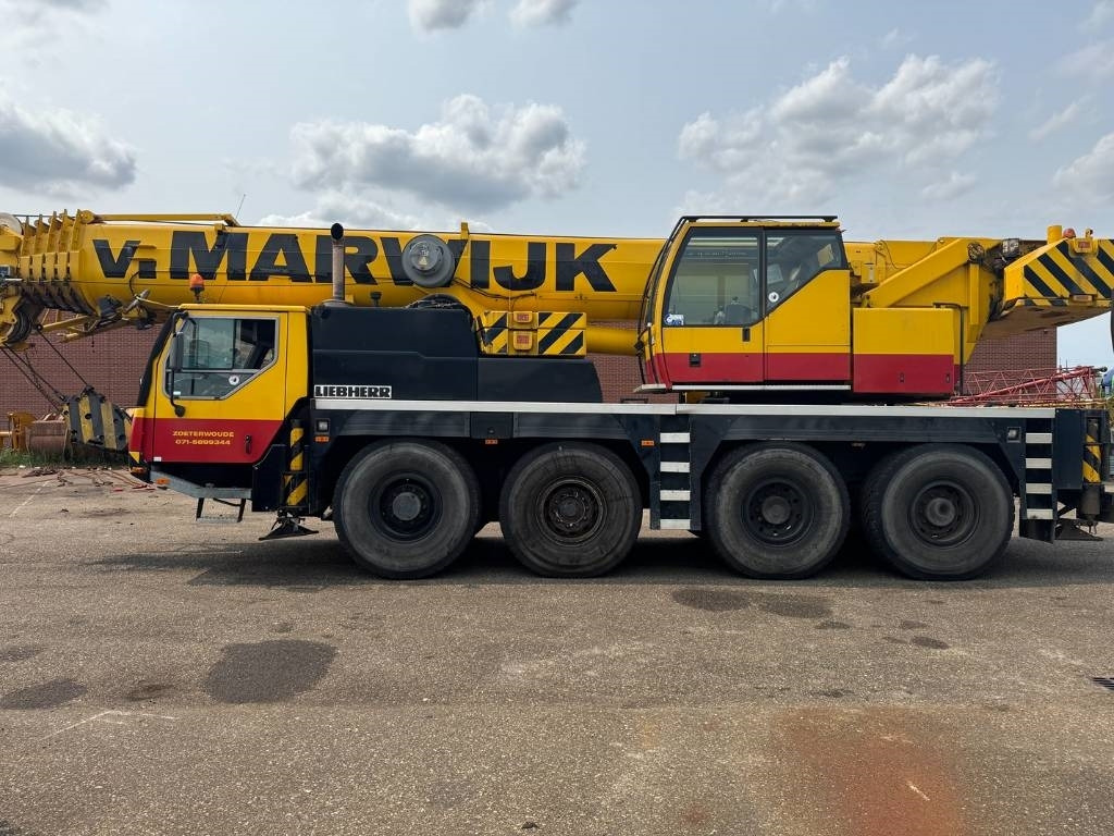 Liebherr LTM 1070-4.1 - Macara tot teren: Foto 2 Liebherr LTM 1070-4.1 - Macara tot teren: Foto 2