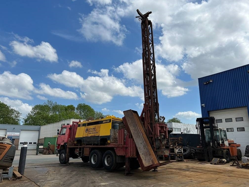 Sisu 12E480 6X6 WATER WELL DRILL ATLAS COPCO XRV410 (50 - Maşină de foraj: Foto 5 Sisu 12E480 6X6 WATER WELL DRILL ATLAS COPCO XRV410 (50 - Maşină de foraj: Foto 5