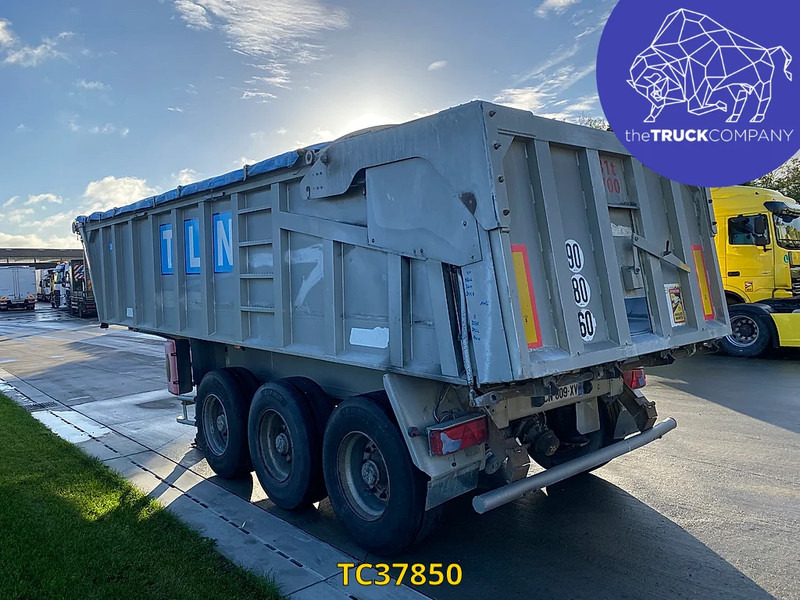 Benalu - Semiremorcă basculantă: Foto 2 Benalu - Semiremorcă basculantă: Foto 2