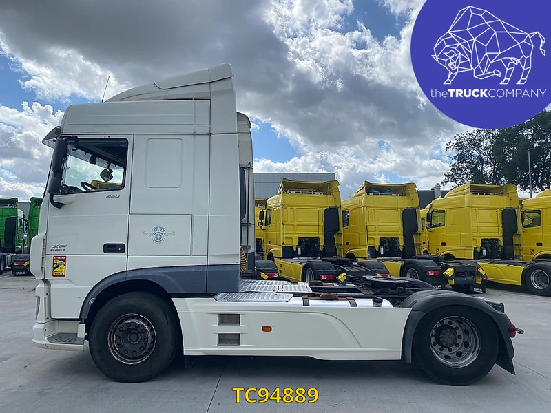 DAF XF 105 460 - Cap tractor: Foto 2 DAF XF 105 460 - Cap tractor: Foto 2