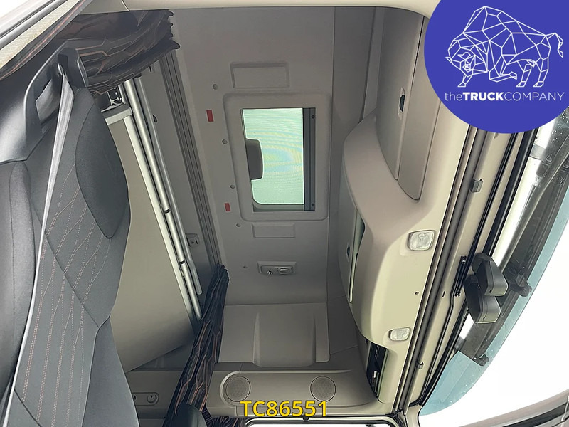 DAF XF 480 - Cap tractor: Foto 3 DAF XF 480 - Cap tractor: Foto 3