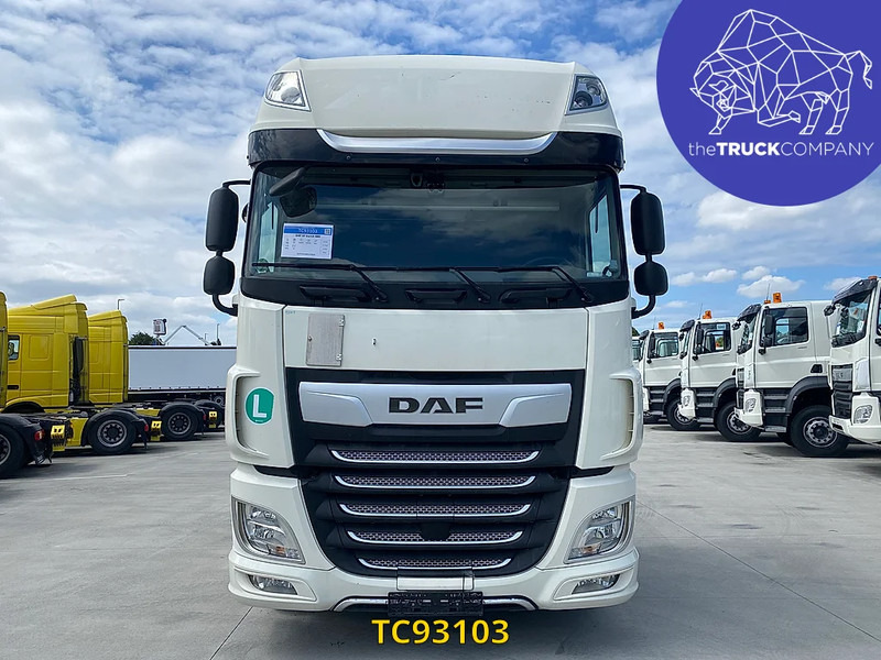 DAF XF Euro6 480 - Cap tractor: Foto 2 DAF XF Euro6 480 - Cap tractor: Foto 2