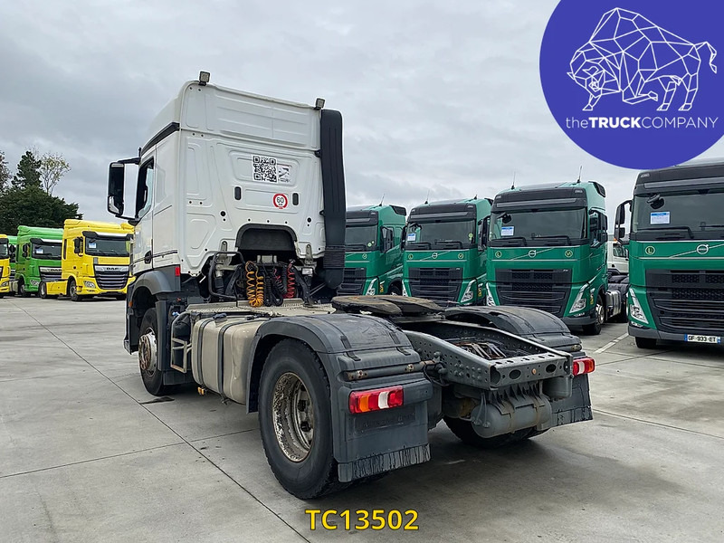 Mercedes-Benz Arocs 1943 - Cap tractor: Foto 3 Mercedes-Benz Arocs 1943 - Cap tractor: Foto 3