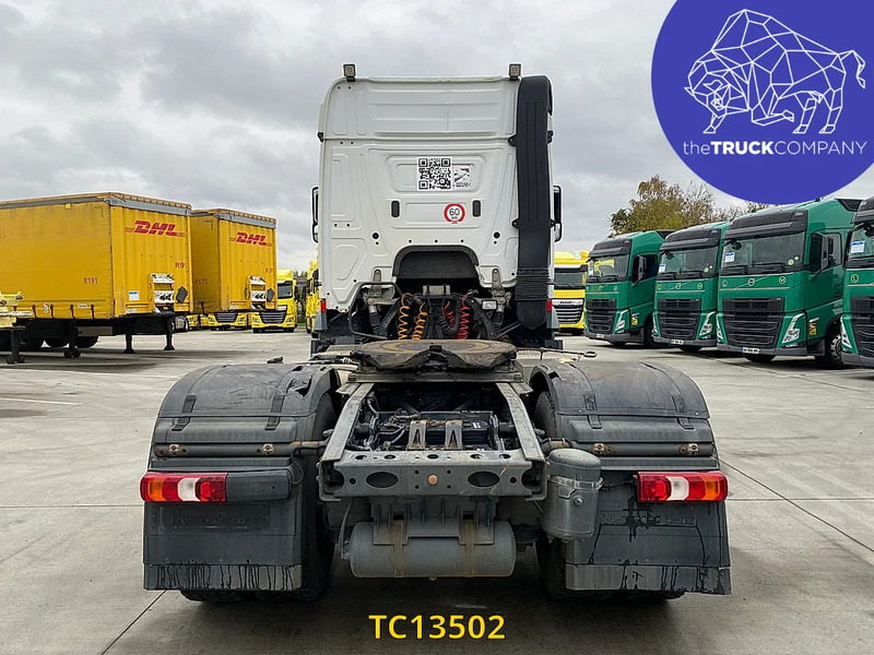 Mercedes-Benz Arocs 1943 - Cap tractor: Foto 4 Mercedes-Benz Arocs 1943 - Cap tractor: Foto 4