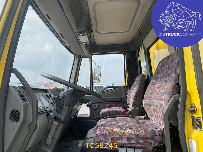 Iveco EuroCargo 120 E18 - Camion şasiu: Foto 3 Iveco EuroCargo 120 E18 - Camion şasiu: Foto 3